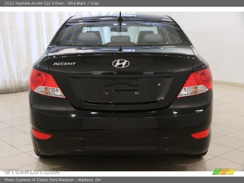 Ultra Black / Gray 2012 Hyundai Accent GLS 4 Door