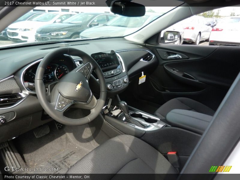 Summit White / Jet Black 2017 Chevrolet Malibu LT