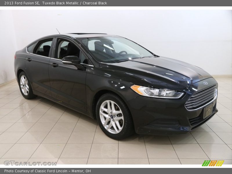 Tuxedo Black Metallic / Charcoal Black 2013 Ford Fusion SE