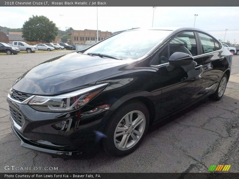 Mosaic Black Metallic / Jet Black 2018 Chevrolet Cruze LT