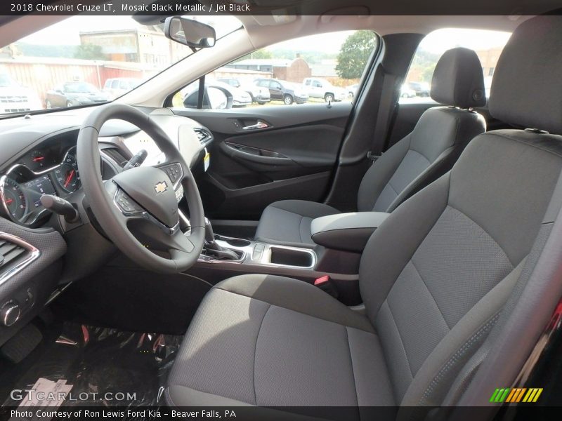 Mosaic Black Metallic / Jet Black 2018 Chevrolet Cruze LT