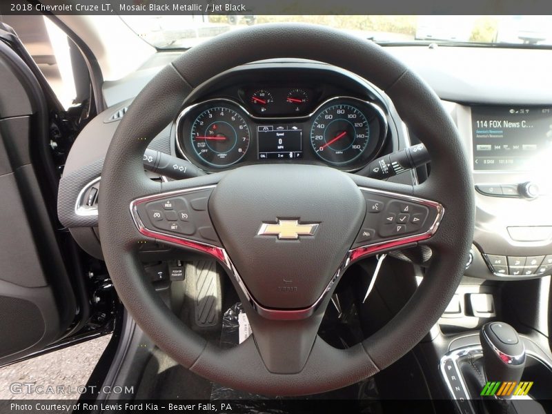 Mosaic Black Metallic / Jet Black 2018 Chevrolet Cruze LT
