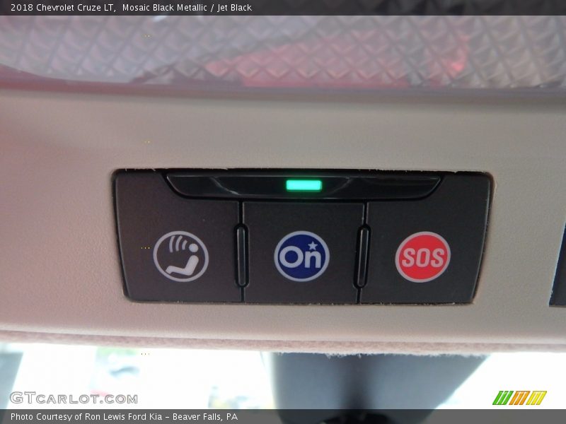 Mosaic Black Metallic / Jet Black 2018 Chevrolet Cruze LT