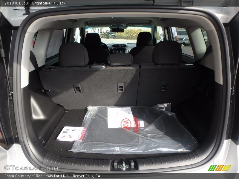 Bright Silver / Black 2018 Kia Soul