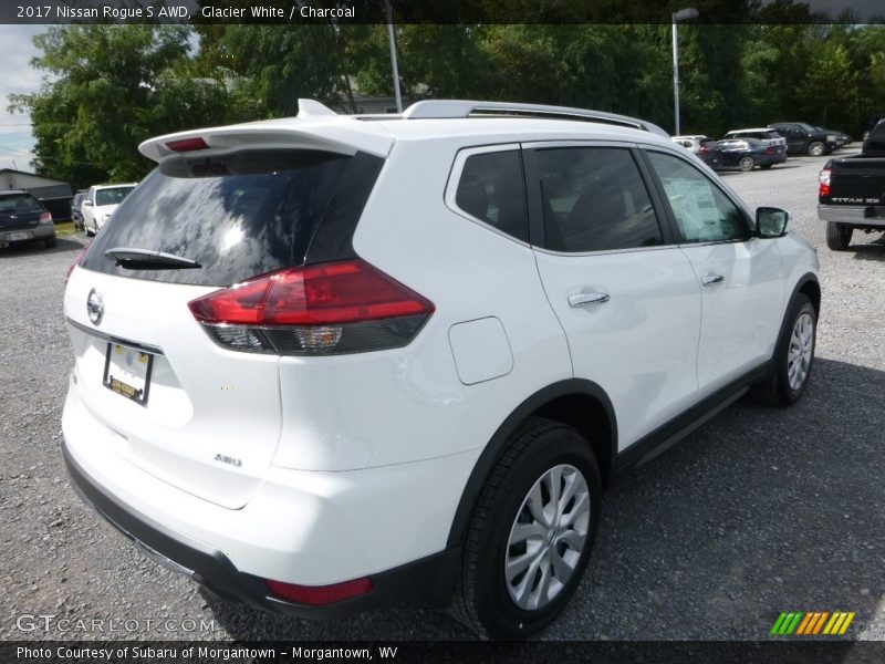 Glacier White / Charcoal 2017 Nissan Rogue S AWD