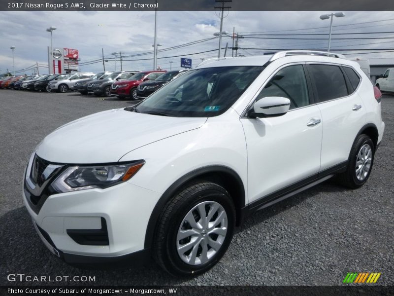 Glacier White / Charcoal 2017 Nissan Rogue S AWD