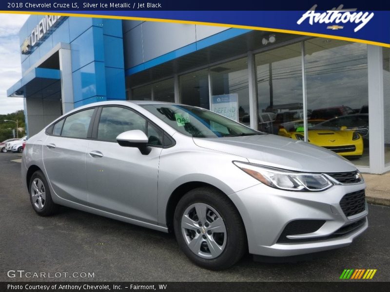 Silver Ice Metallic / Jet Black 2018 Chevrolet Cruze LS