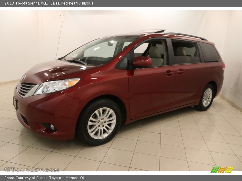 Salsa Red Pearl / Bisque 2013 Toyota Sienna XLE