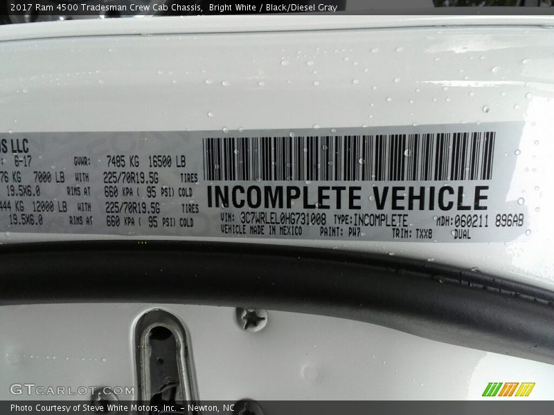 Bright White / Black/Diesel Gray 2017 Ram 4500 Tradesman Crew Cab Chassis