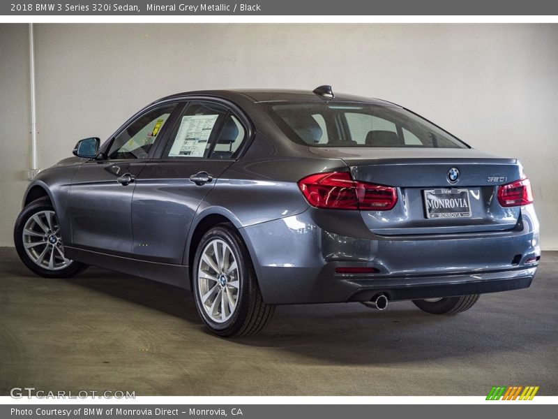 Mineral Grey Metallic / Black 2018 BMW 3 Series 320i Sedan