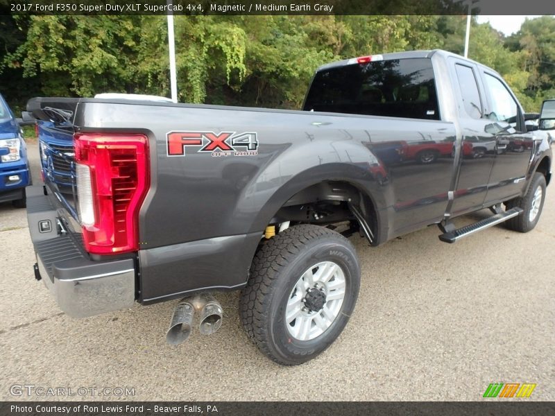 Magnetic / Medium Earth Gray 2017 Ford F350 Super Duty XLT SuperCab 4x4