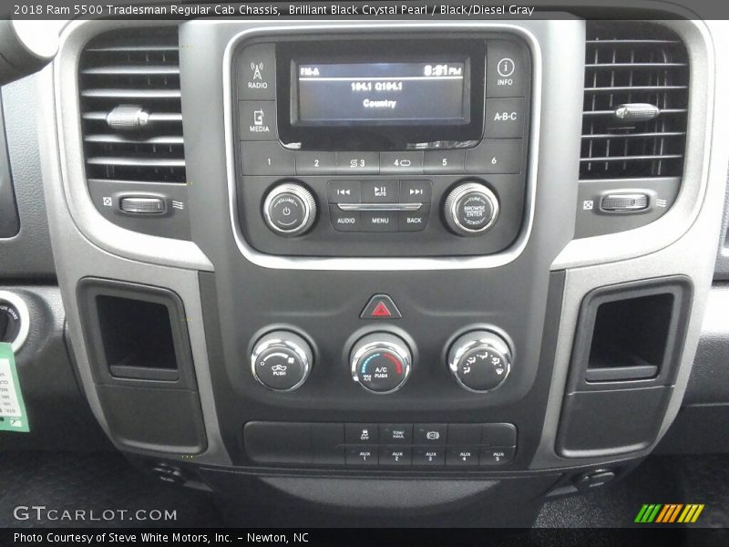 Controls of 2018 5500 Tradesman Regular Cab Chassis