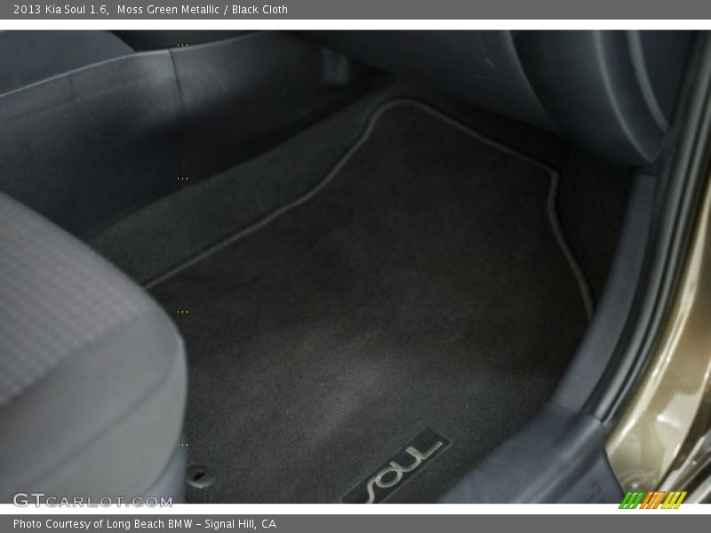 Moss Green Metallic / Black Cloth 2013 Kia Soul 1.6