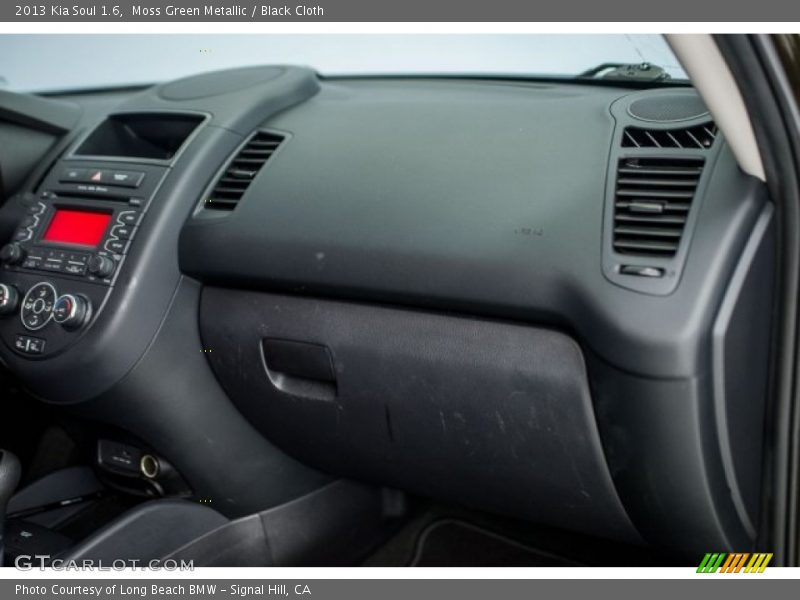 Moss Green Metallic / Black Cloth 2013 Kia Soul 1.6