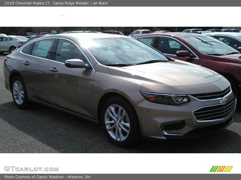 Sandy Ridge Metallic / Jet Black 2018 Chevrolet Malibu LT
