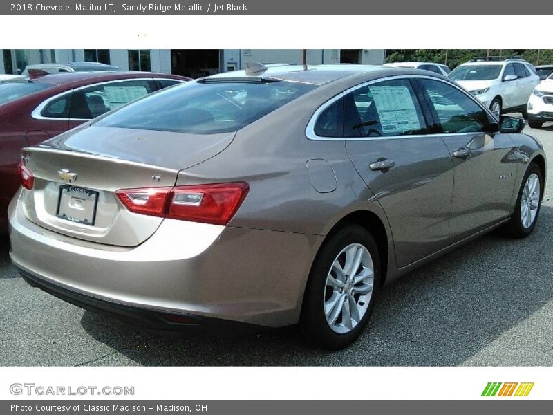Sandy Ridge Metallic / Jet Black 2018 Chevrolet Malibu LT