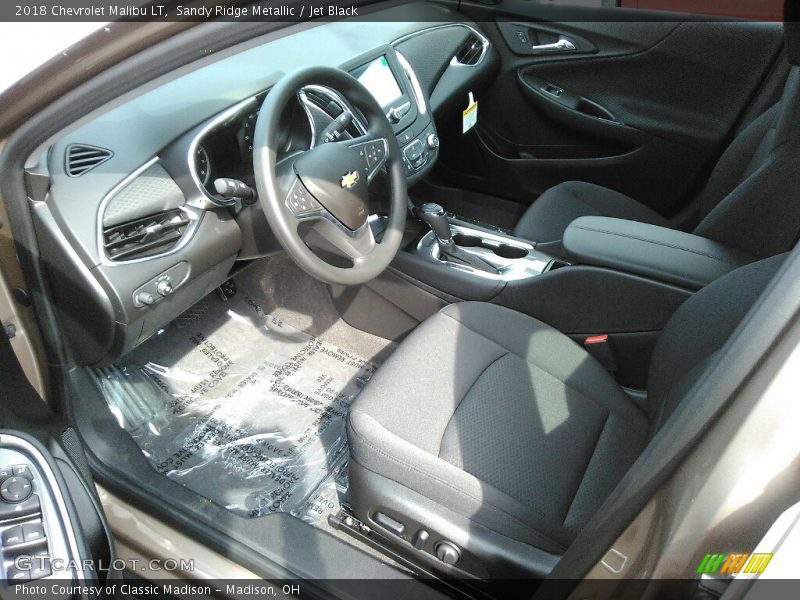 Sandy Ridge Metallic / Jet Black 2018 Chevrolet Malibu LT