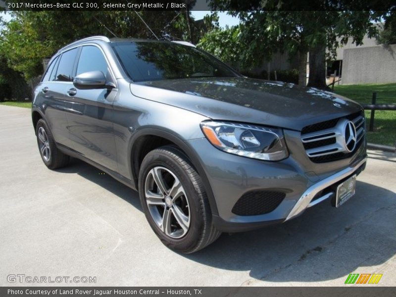 Selenite Grey Metallic / Black 2017 Mercedes-Benz GLC 300