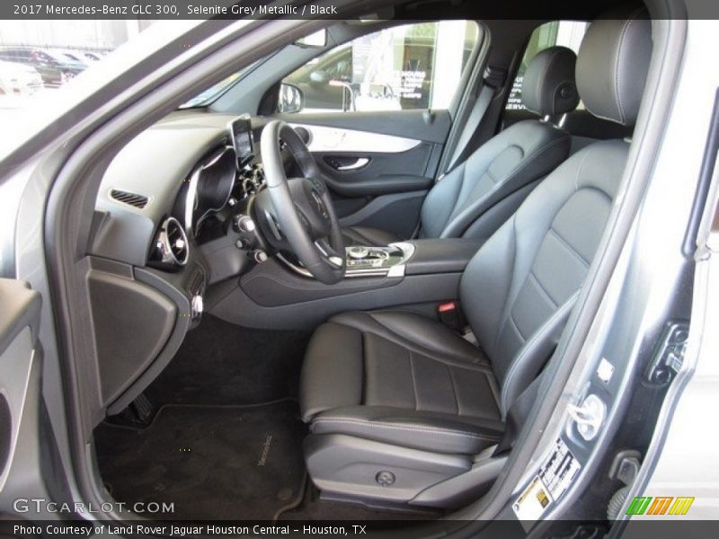 Selenite Grey Metallic / Black 2017 Mercedes-Benz GLC 300