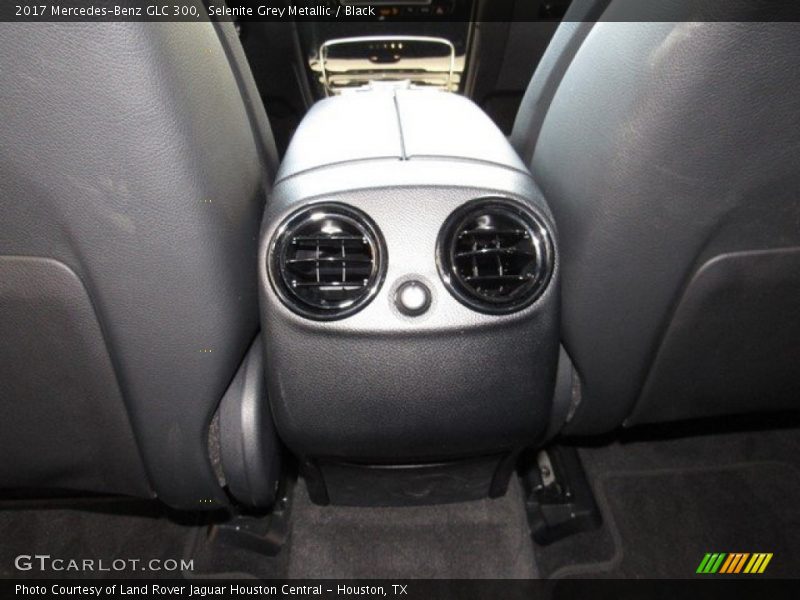 Selenite Grey Metallic / Black 2017 Mercedes-Benz GLC 300