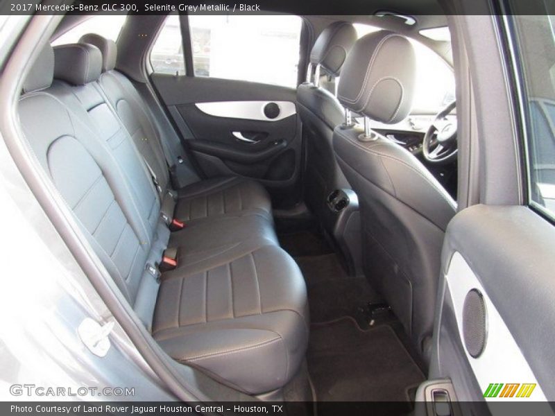 Selenite Grey Metallic / Black 2017 Mercedes-Benz GLC 300