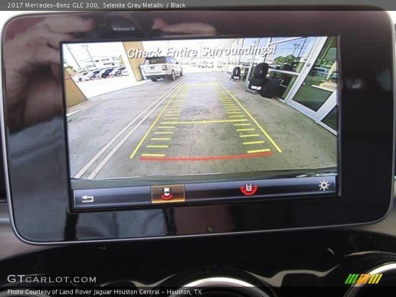 Selenite Grey Metallic / Black 2017 Mercedes-Benz GLC 300