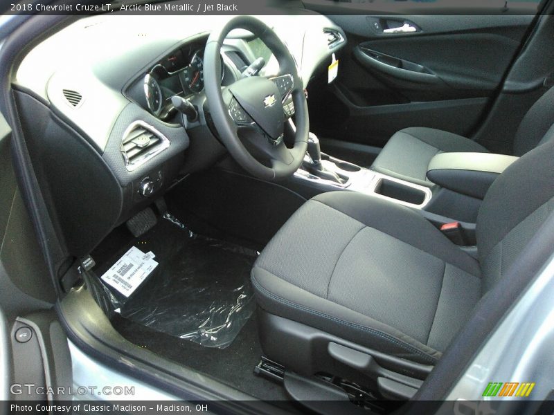 Arctic Blue Metallic / Jet Black 2018 Chevrolet Cruze LT