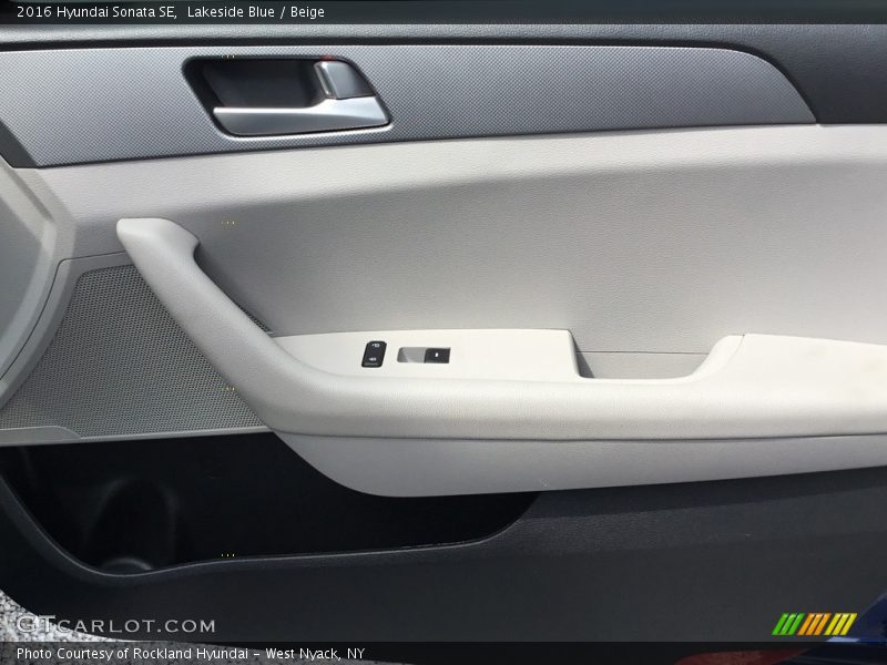 Lakeside Blue / Beige 2016 Hyundai Sonata SE
