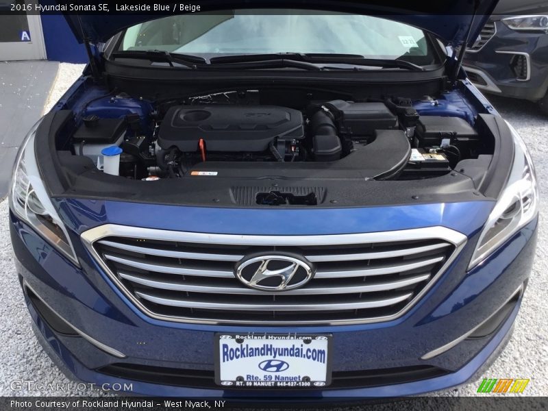 Lakeside Blue / Beige 2016 Hyundai Sonata SE
