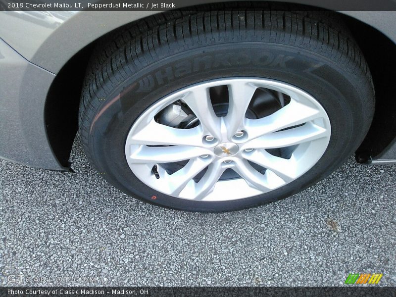 Pepperdust Metallic / Jet Black 2018 Chevrolet Malibu LT