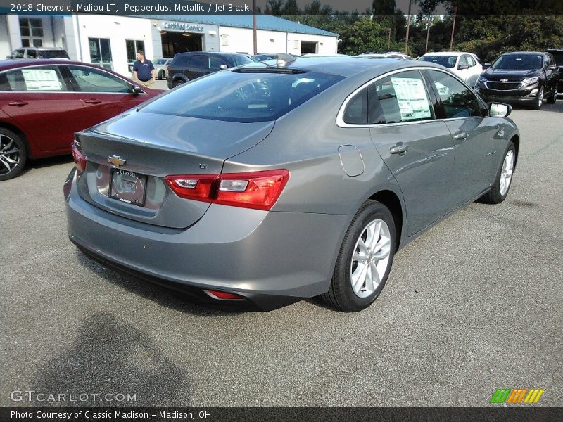 Pepperdust Metallic / Jet Black 2018 Chevrolet Malibu LT