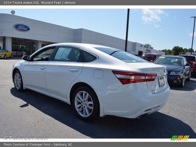 Blizzard Pearl / Almond 2014 Toyota Avalon XLE