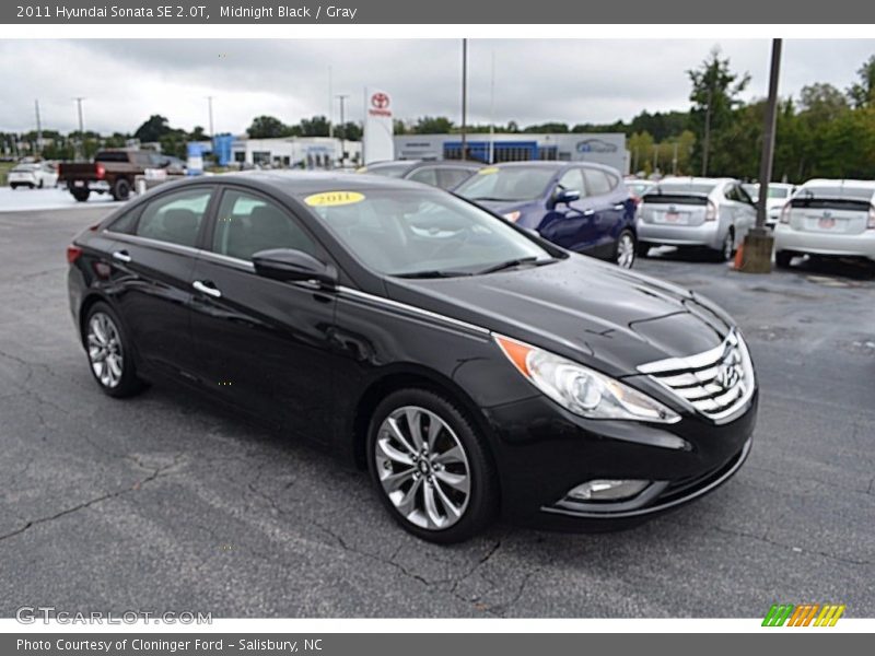 Midnight Black / Gray 2011 Hyundai Sonata SE 2.0T