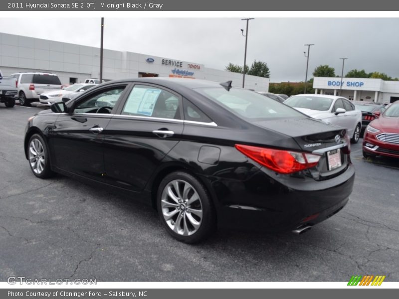 Midnight Black / Gray 2011 Hyundai Sonata SE 2.0T