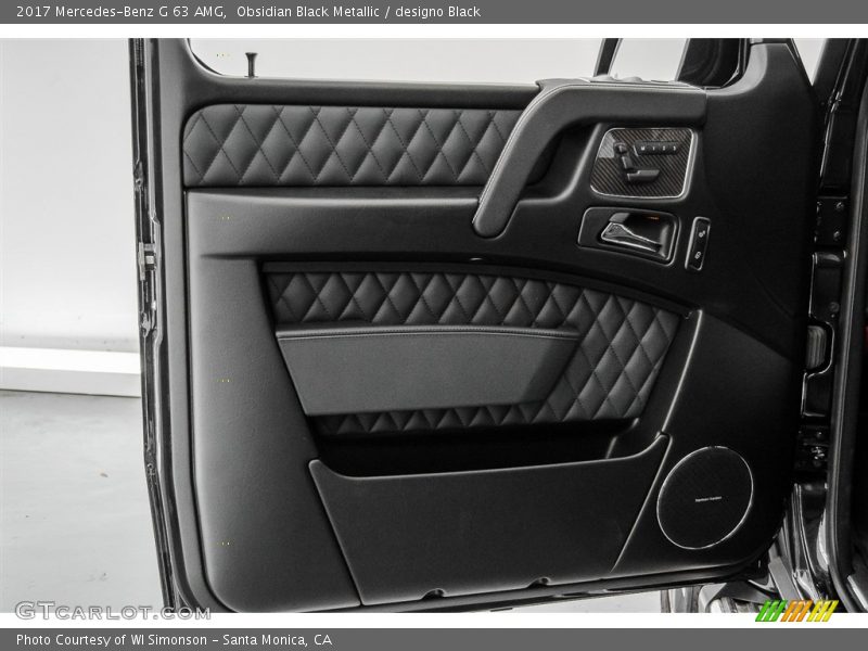 Obsidian Black Metallic / designo Black 2017 Mercedes-Benz G 63 AMG