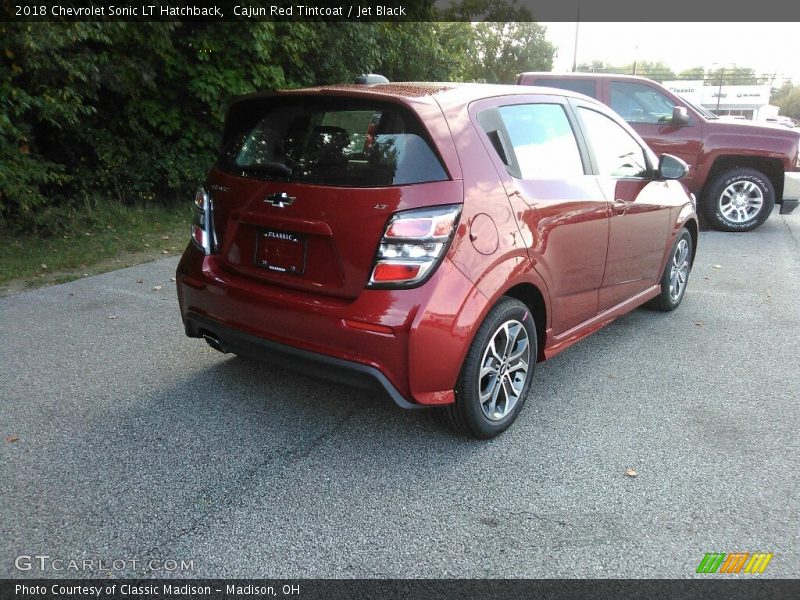 Cajun Red Tintcoat / Jet Black 2018 Chevrolet Sonic LT Hatchback
