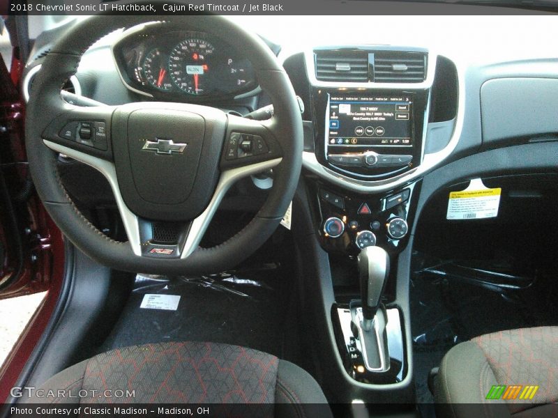 Cajun Red Tintcoat / Jet Black 2018 Chevrolet Sonic LT Hatchback