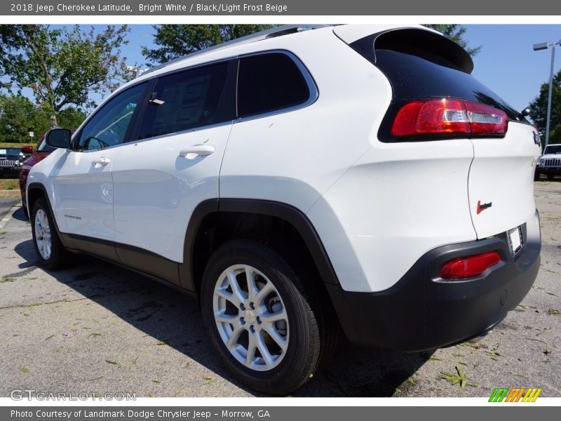 Bright White / Black/Light Frost Beige 2018 Jeep Cherokee Latitude