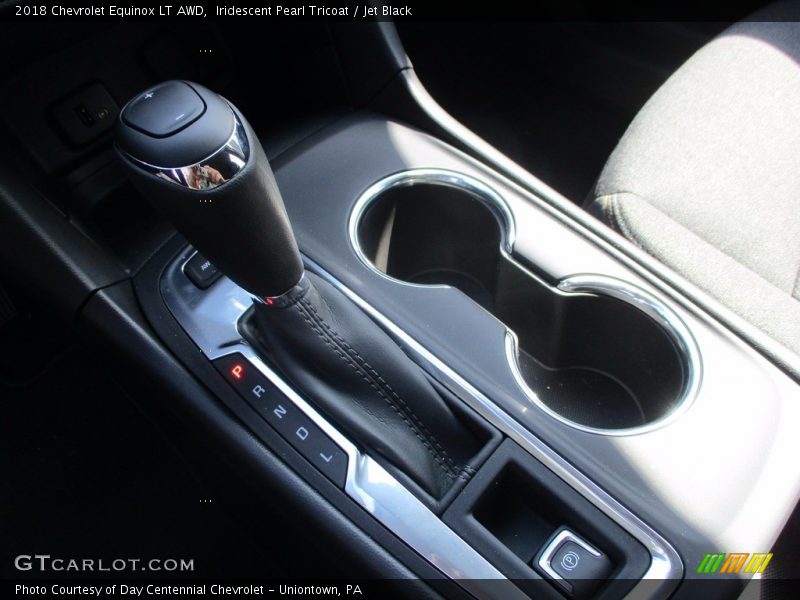 Iridescent Pearl Tricoat / Jet Black 2018 Chevrolet Equinox LT AWD