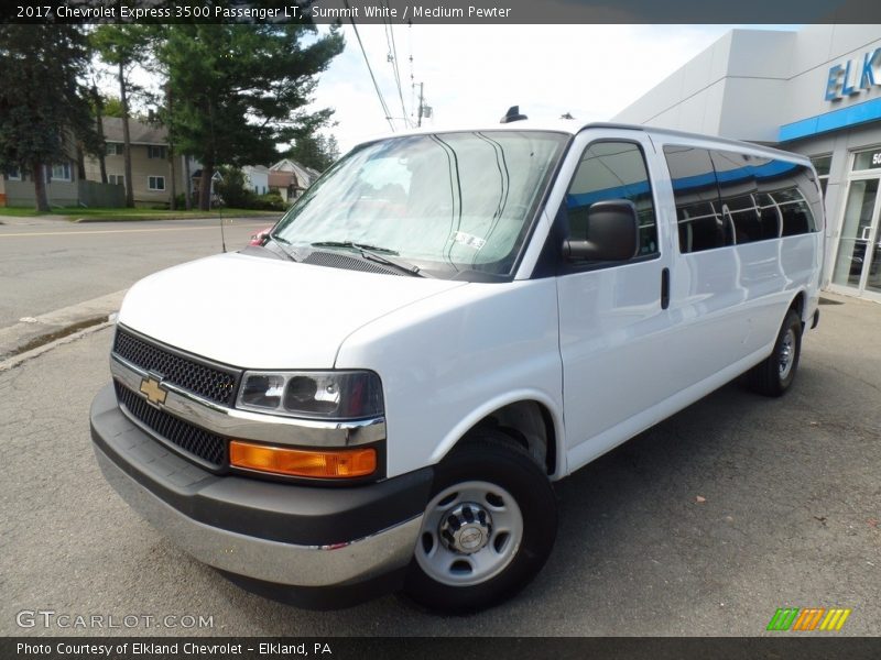 Summit White / Medium Pewter 2017 Chevrolet Express 3500 Passenger LT