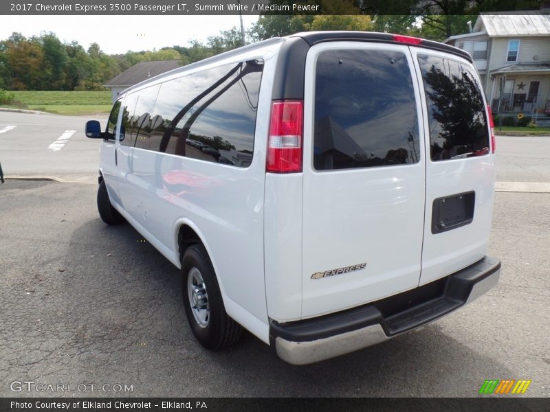 Summit White / Medium Pewter 2017 Chevrolet Express 3500 Passenger LT