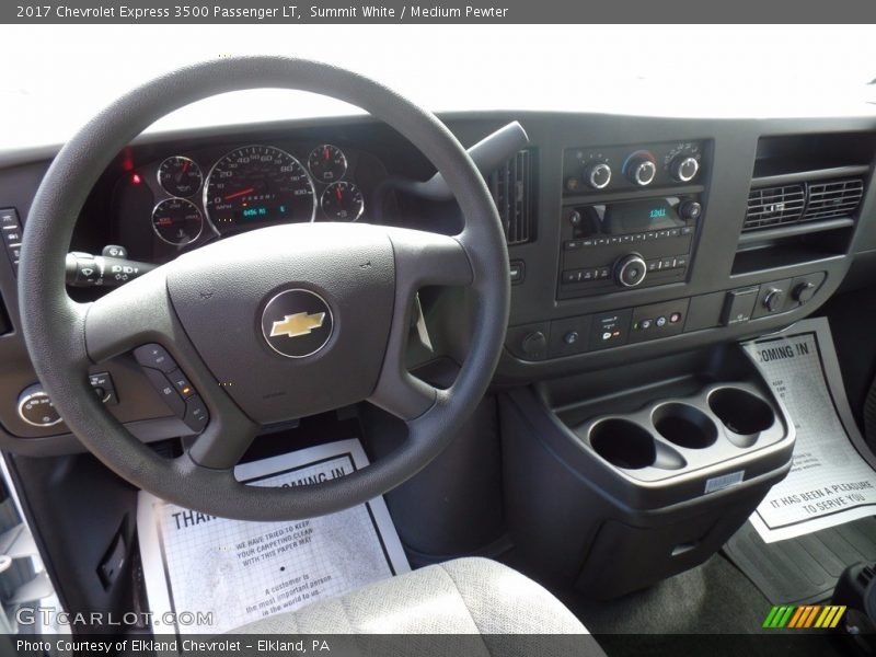 Summit White / Medium Pewter 2017 Chevrolet Express 3500 Passenger LT