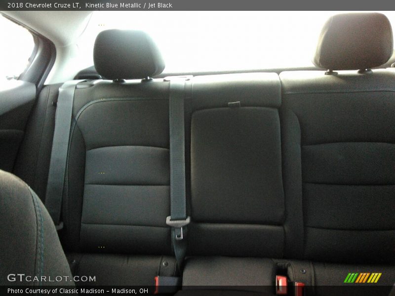 Kinetic Blue Metallic / Jet Black 2018 Chevrolet Cruze LT