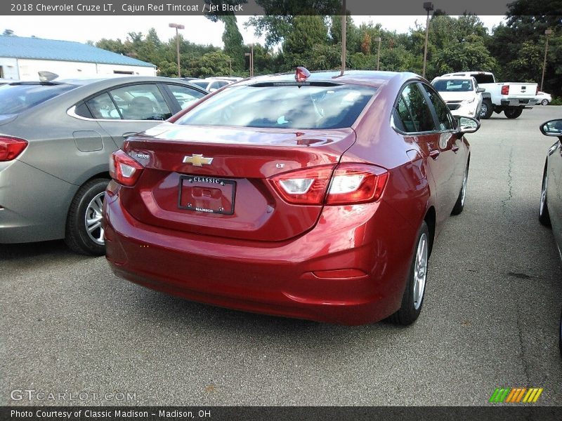 Cajun Red Tintcoat / Jet Black 2018 Chevrolet Cruze LT