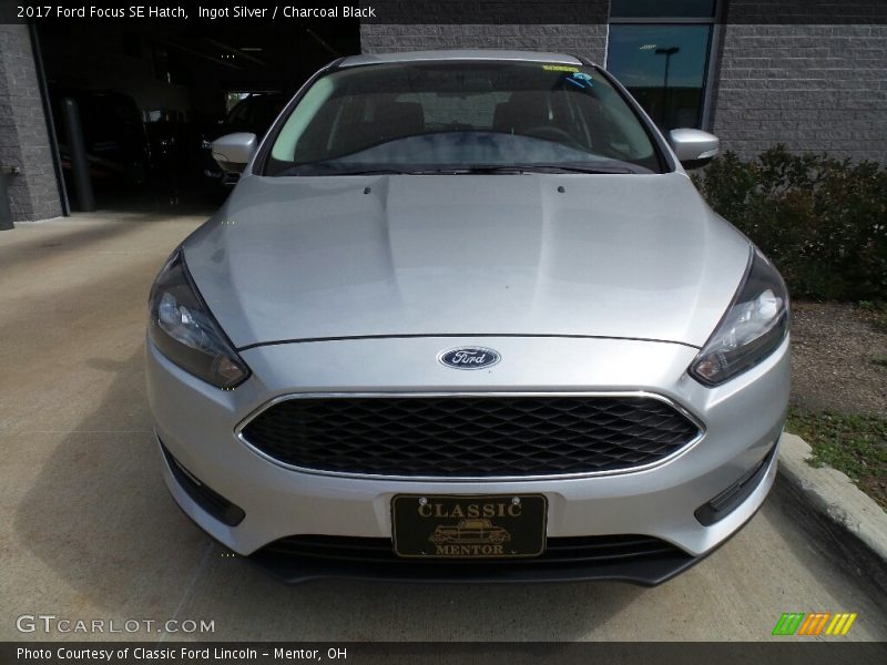 Ingot Silver / Charcoal Black 2017 Ford Focus SE Hatch