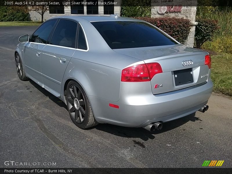 Light Silver Metallic / Black/Silver 2005 Audi S4 4.2 quattro Sedan