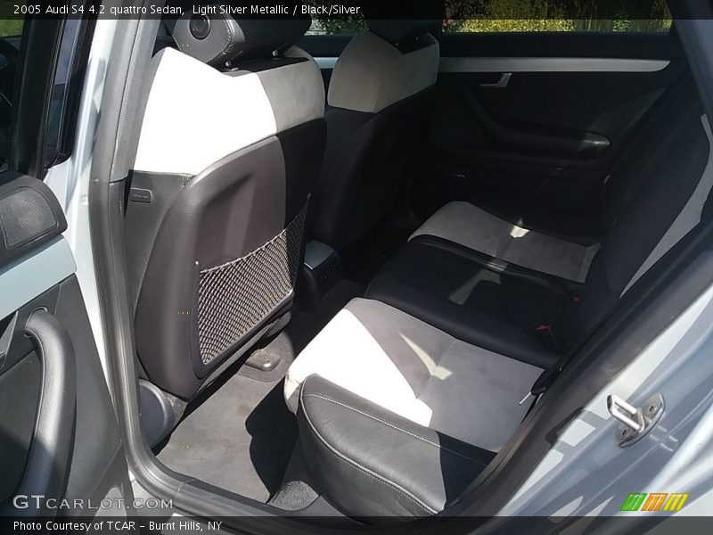 Light Silver Metallic / Black/Silver 2005 Audi S4 4.2 quattro Sedan