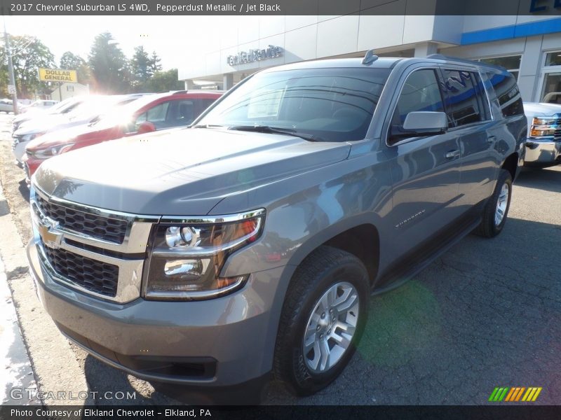 Pepperdust Metallic / Jet Black 2017 Chevrolet Suburban LS 4WD