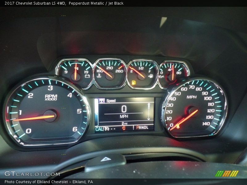 Pepperdust Metallic / Jet Black 2017 Chevrolet Suburban LS 4WD