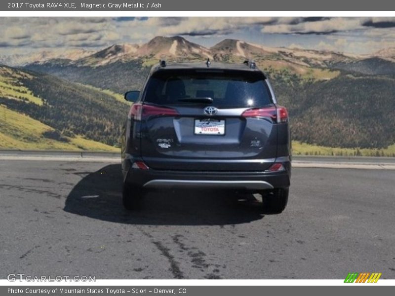Magnetic Gray Metallic / Ash 2017 Toyota RAV4 XLE
